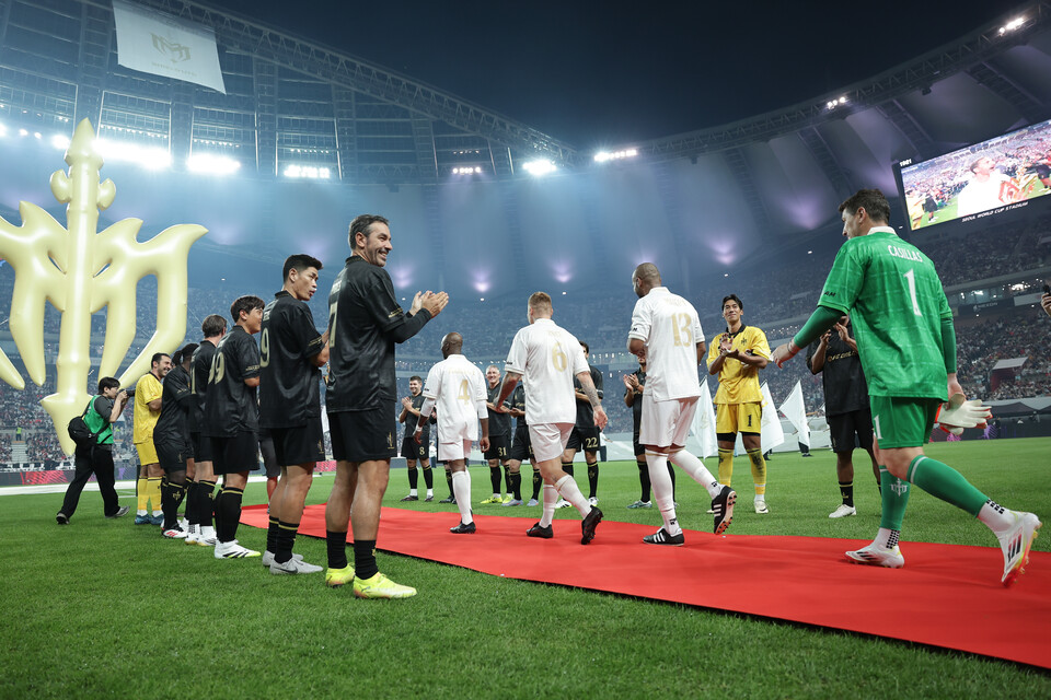 지난해 승리로 레드카펫 등장신을 보인 실드유나이티드 [사진 넥슨, 정재훈, 김정수, 이완복]