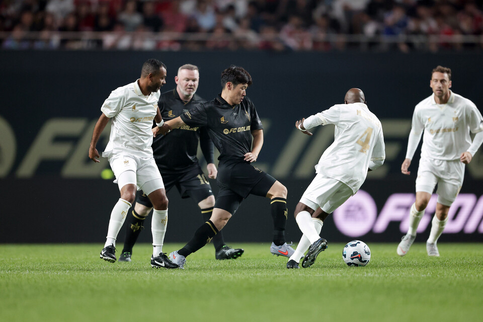 박지성+루니 조합을 다시 보게 될 줄이야 [사진 넥슨, 정재훈, 김정수, 이완복]