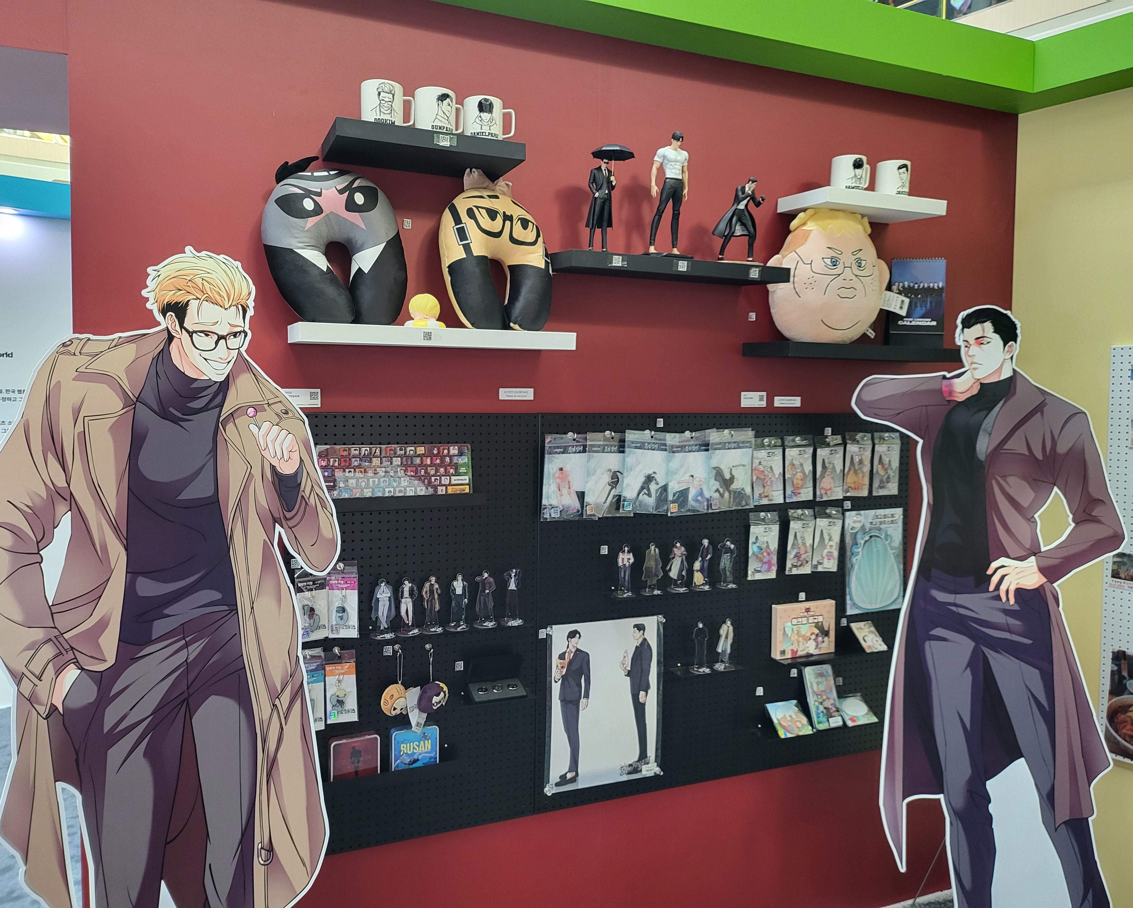  박태준작가의 '외모지상주의'다. 박태준 유니버스의 첫 번째 작품으로 도전만화와 베스트 도전만화를 거쳐 정식 연재되기 시작했다. 도전만화에서 1화가 업로드되고 인기 상위권에 들어 곧바로 베스트 도전만화로 승격됐다.